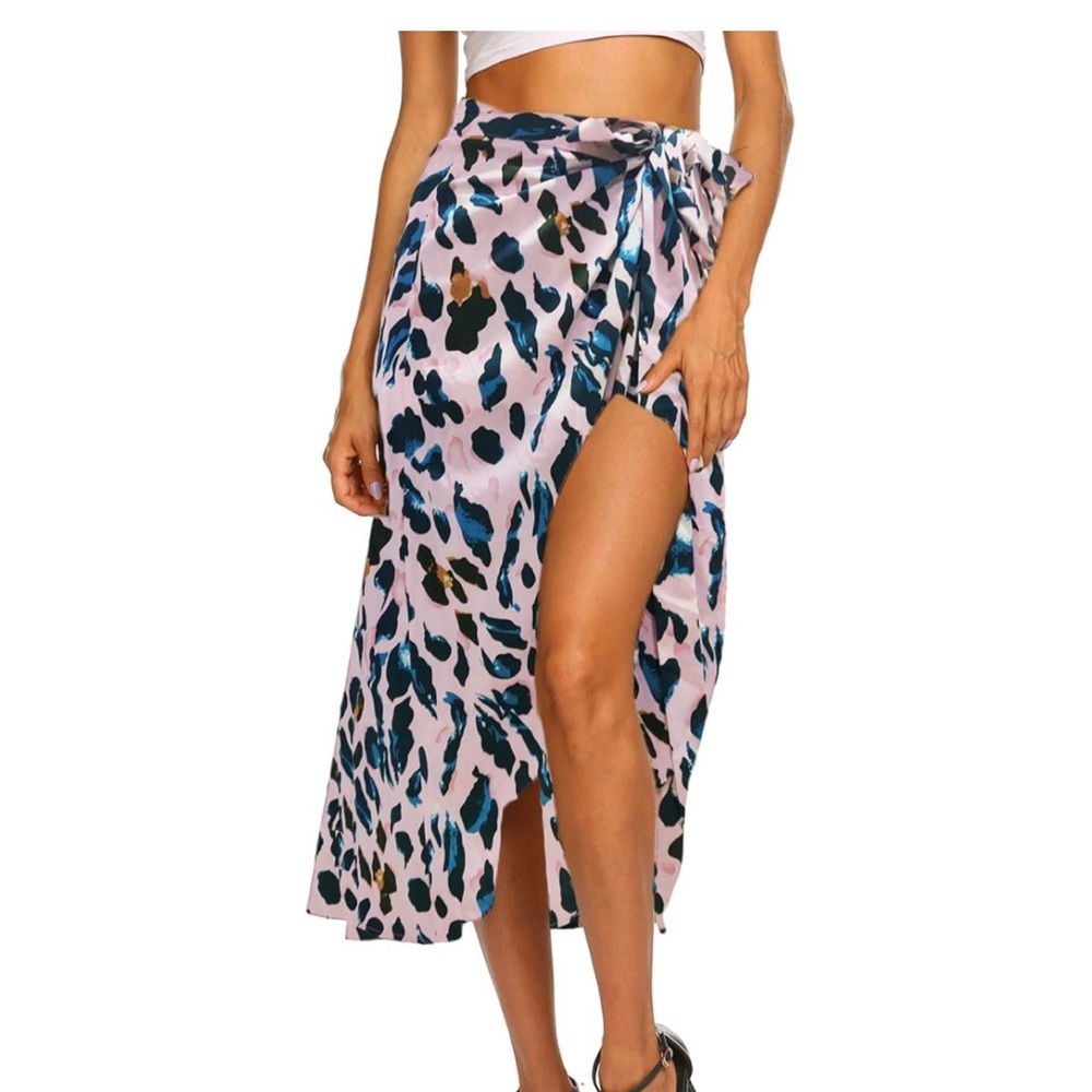 Stylish Leopard Print Midi Skirt